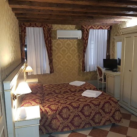 Casa Arte Hotel Венеция Екстериор снимка