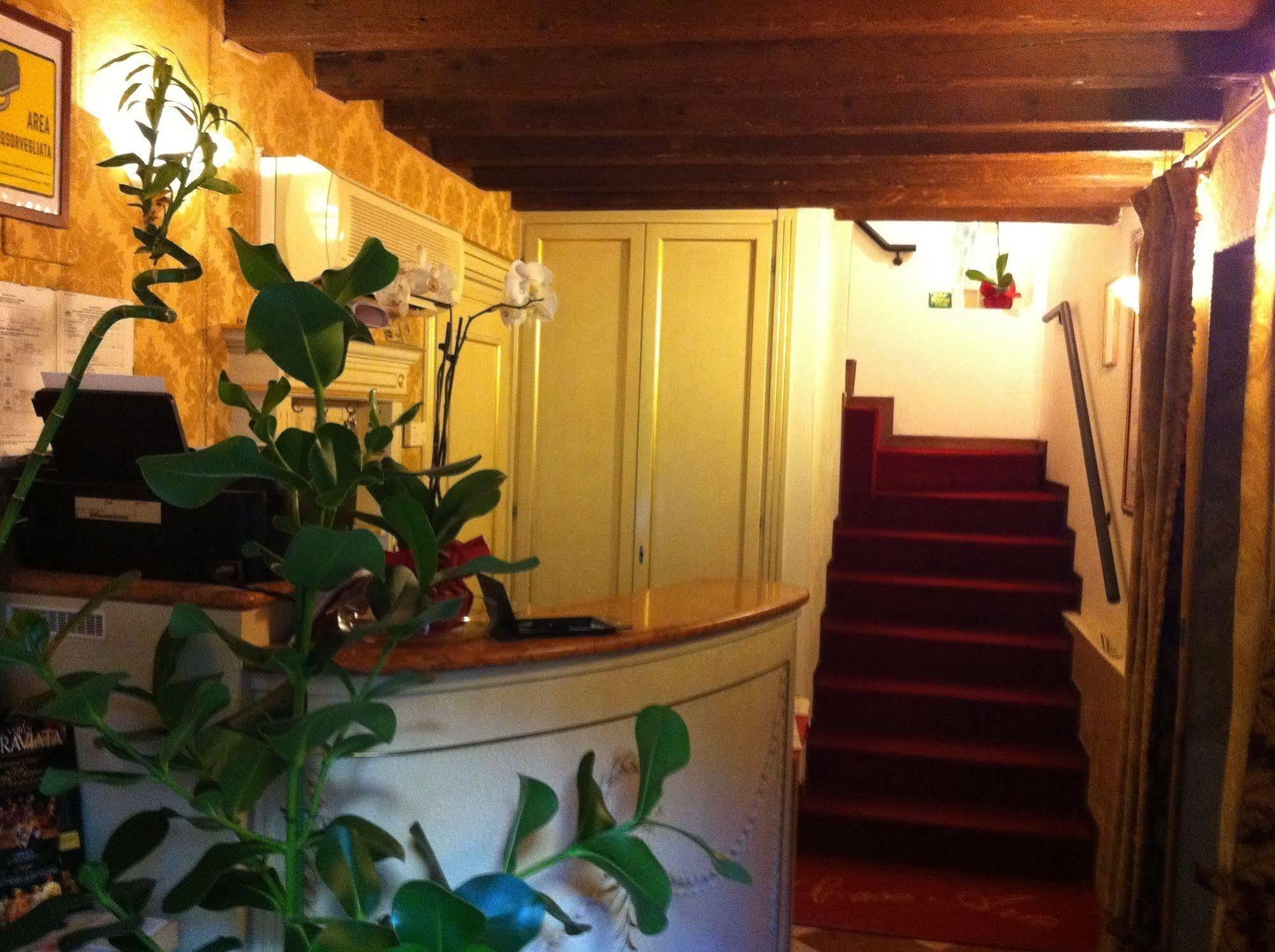Casa Arte Hotel Венеция Екстериор снимка