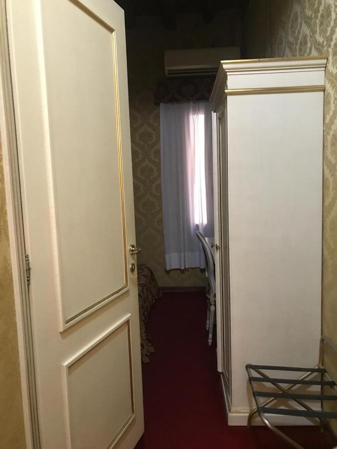 Casa Arte Hotel Венеция Екстериор снимка